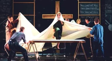 Chulpan Khamatova brings "Our Class" to SF for a limited run