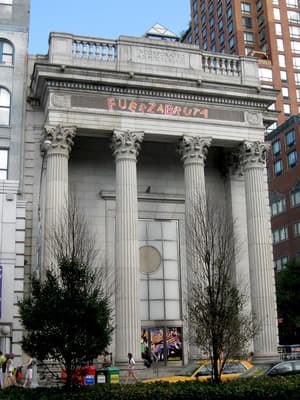 DARYL ROTH THEATER