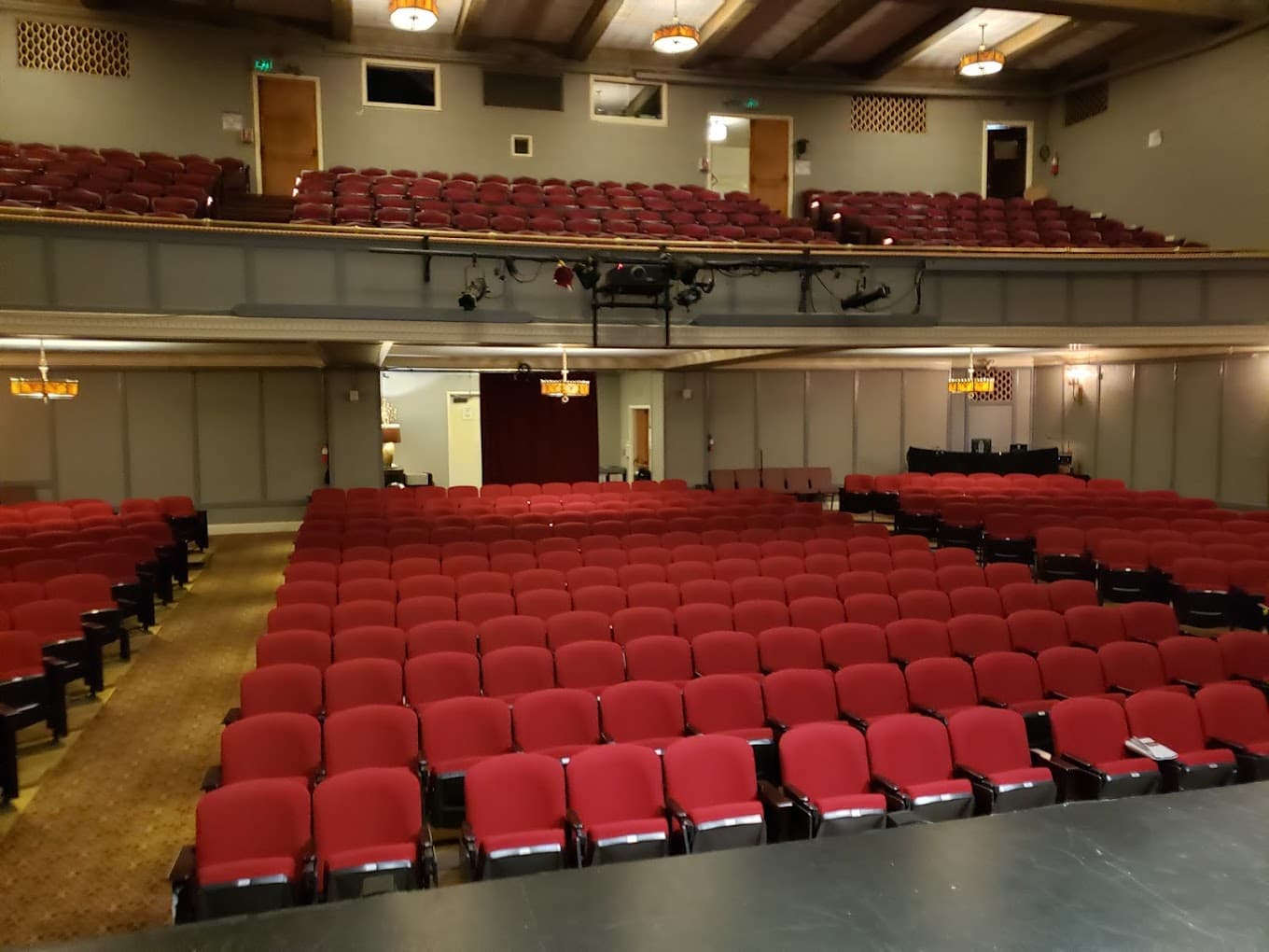 Marines Memorial Theatre